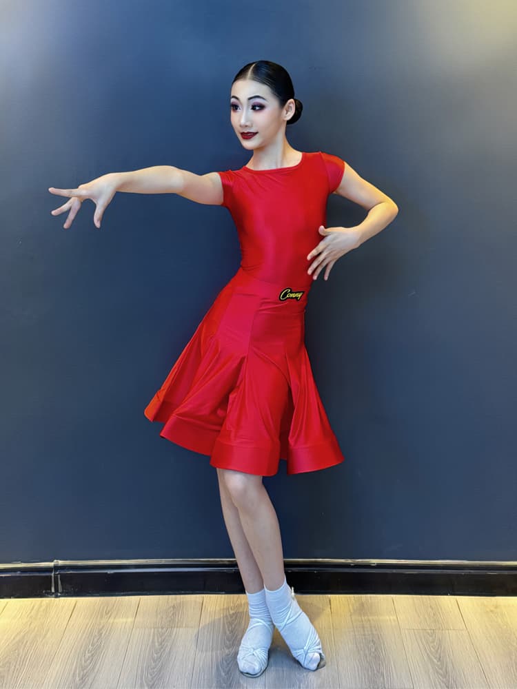 ダンス衣装 ダンス衣装 優美フレアラインドレス
