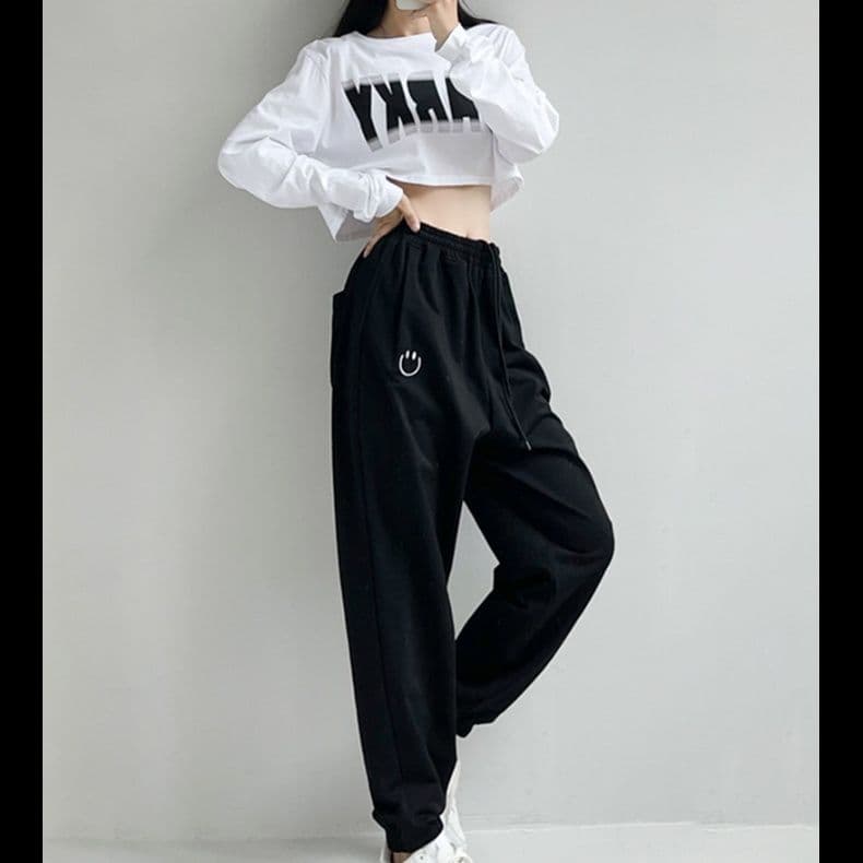 ダンス衣装 ゆったりショート丈セットアップ