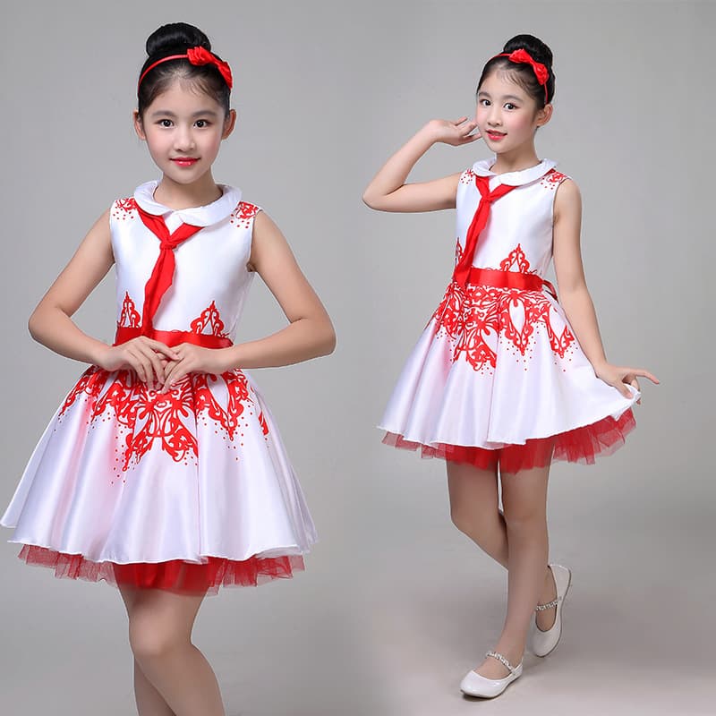 かわいい蝶々モチーフ 子供ダンス衣装