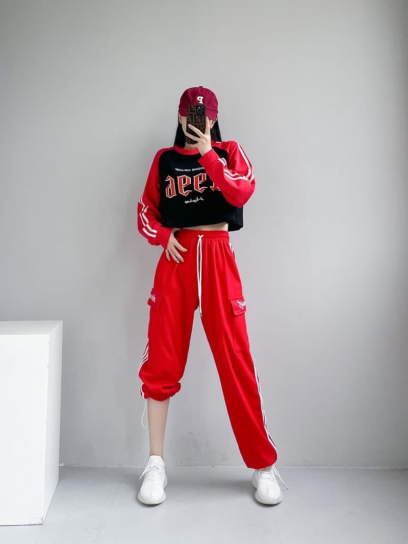 ダンス衣装 韓国風ストリート系クロップトップセットアップ