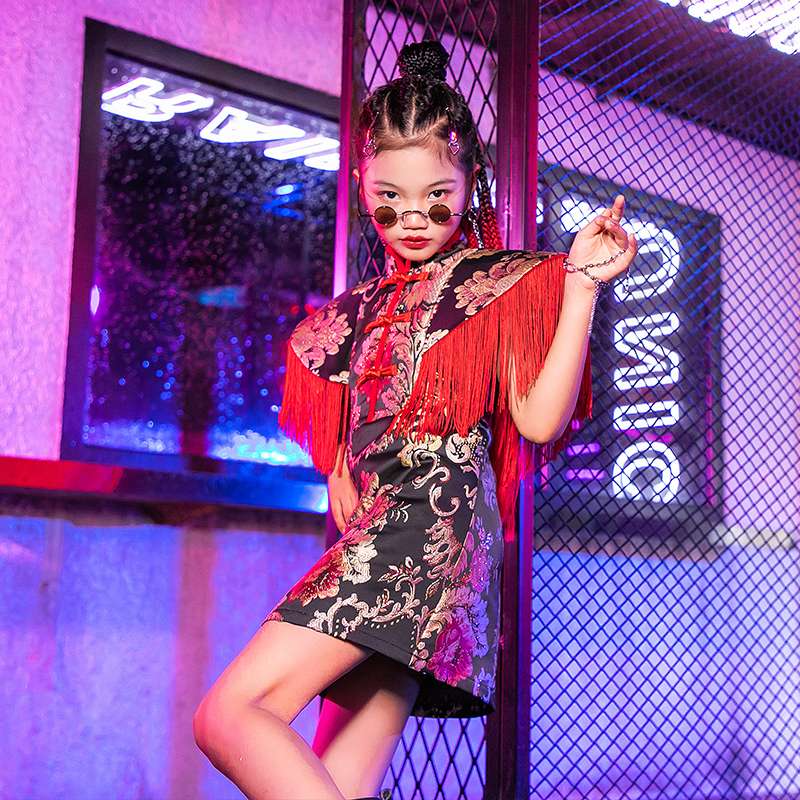チャイナ風フリンジ付きダンス衣装