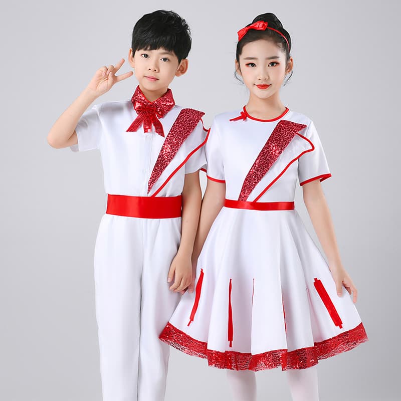 かわいい蝶々モチーフ 子供ダンス衣装