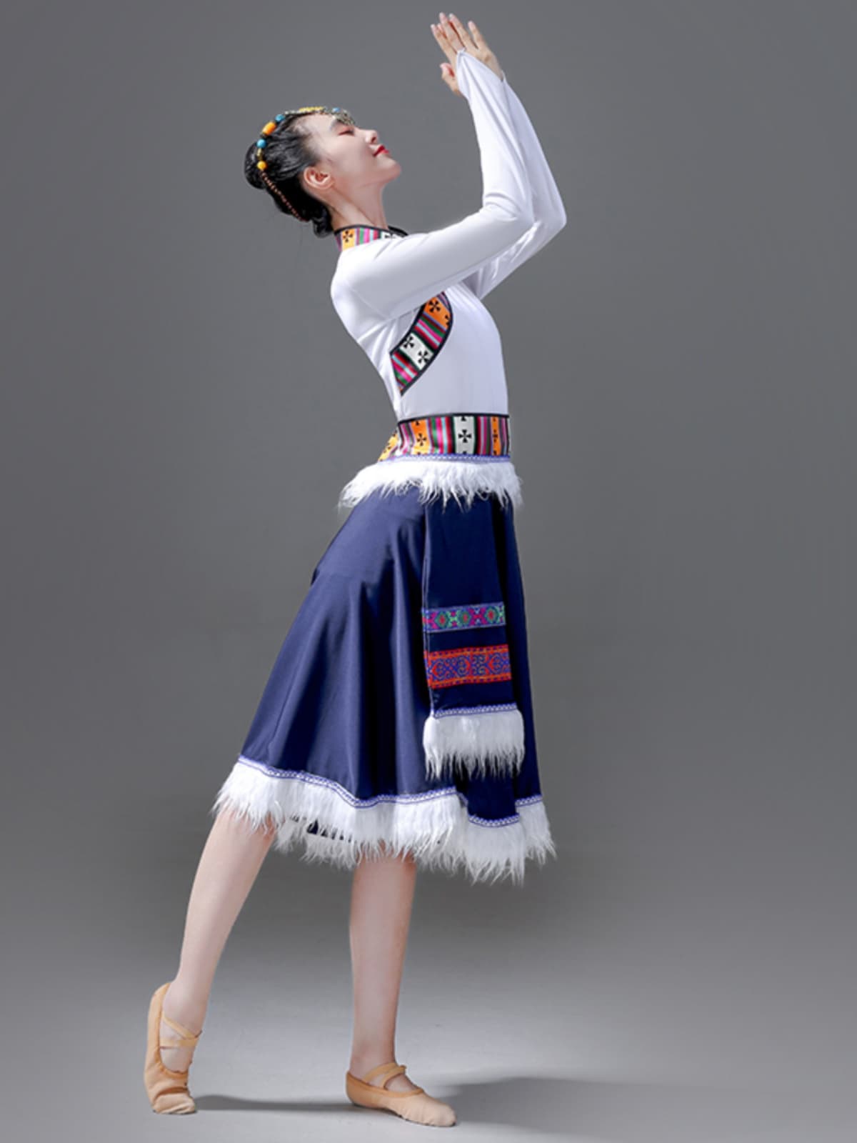 ダンス衣装 民族舞踊学芸祭用チュニックドレス