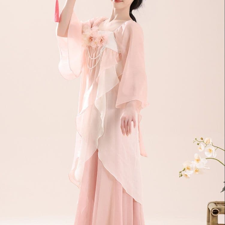 ダンス衣装 優雅な花飾り シフォン重ね舞踏衣装