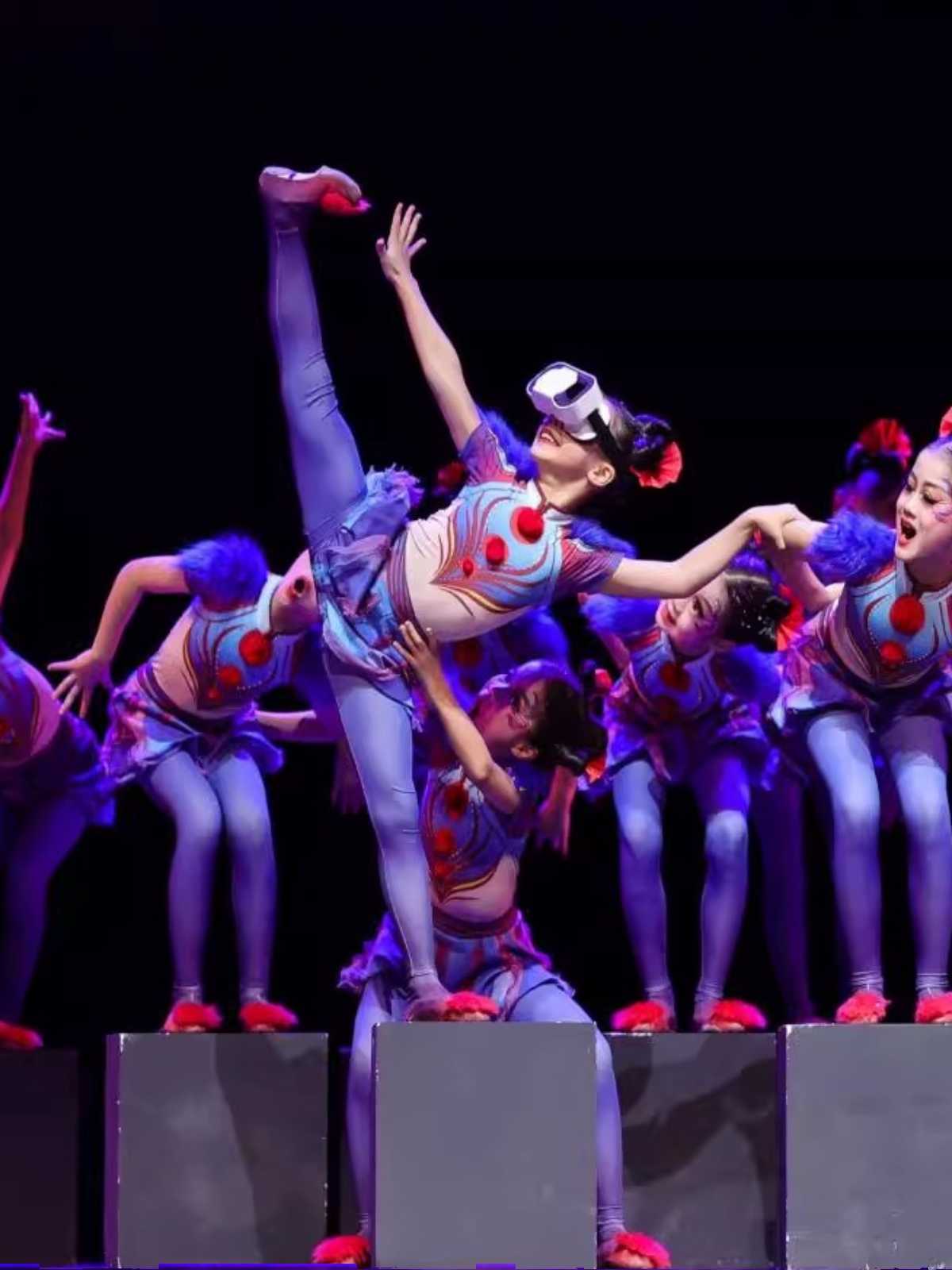 ダンス衣装 ダンス衣装 未来感覚ダンスセットアップ