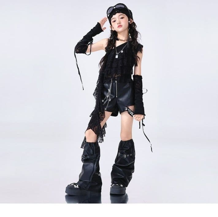 ダンス衣装 レース装飾ワンショルダー型レザー風セットアップ